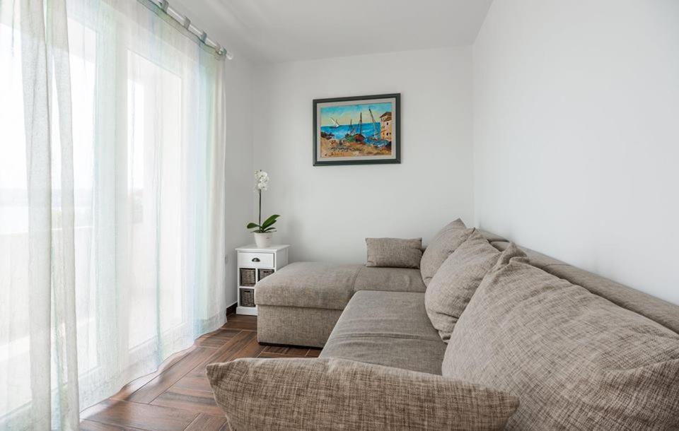 Apartments Dora Вантачичи Екстериор снимка