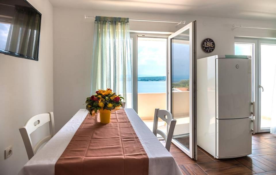 Apartments Dora Вантачичи Екстериор снимка