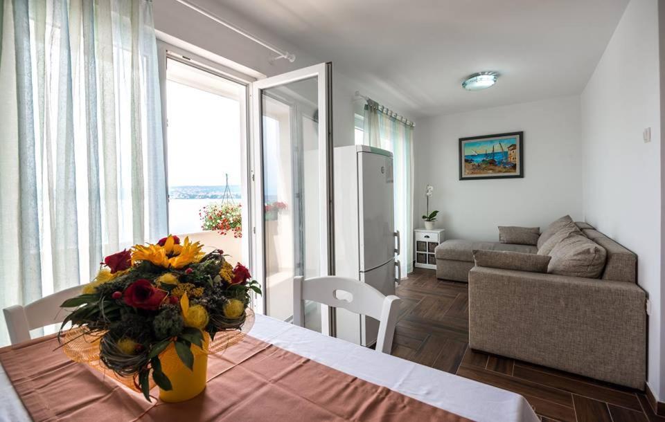Apartments Dora Вантачичи Екстериор снимка