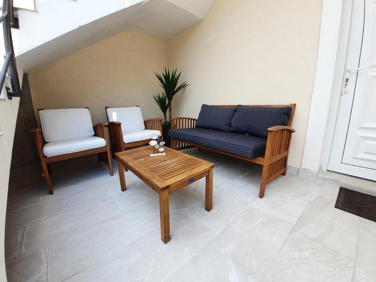 Apartments Dora Вантачичи Екстериор снимка