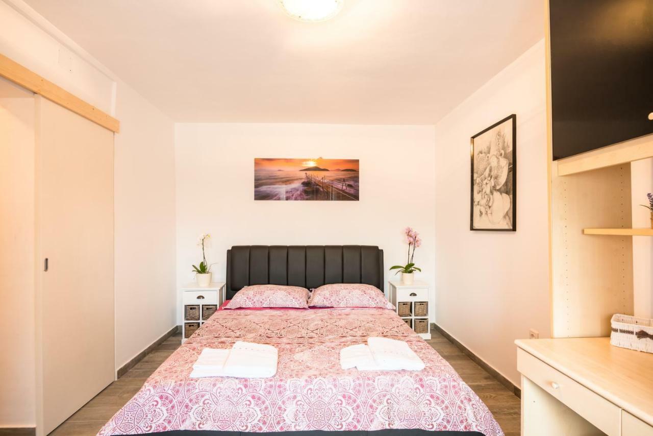 Apartments Dora Вантачичи Екстериор снимка