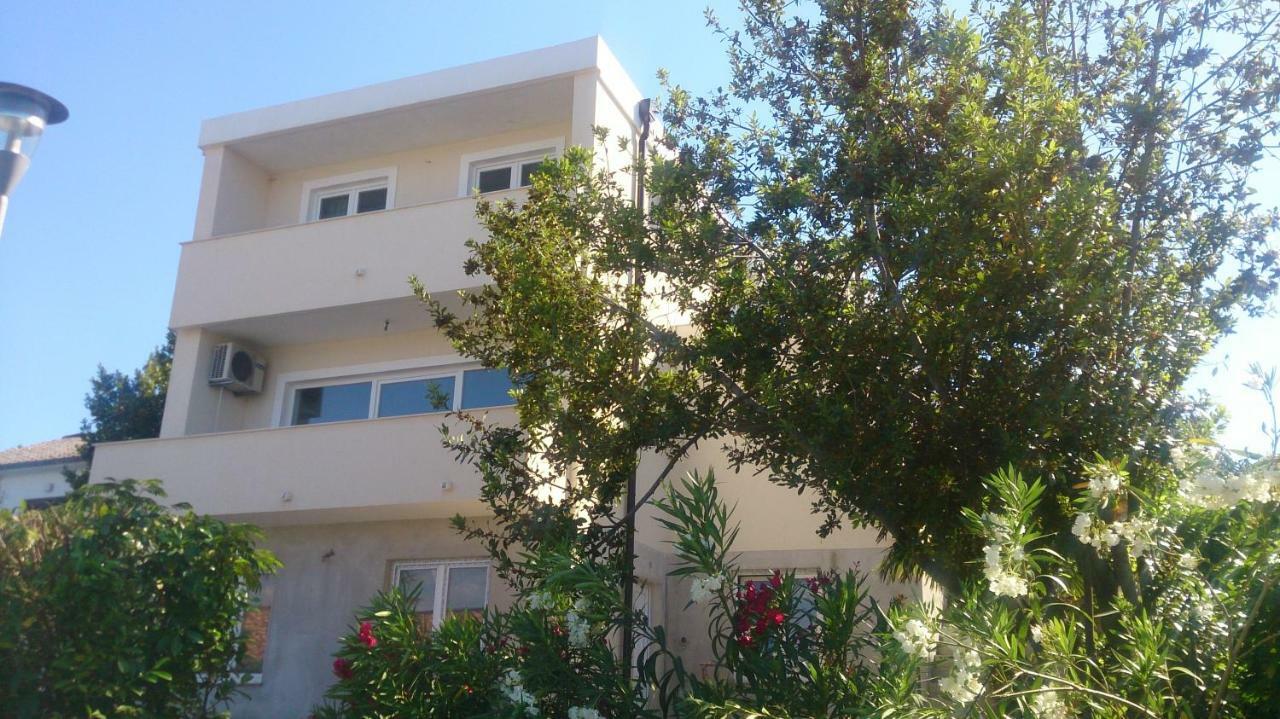 Apartments Dora Вантачичи Екстериор снимка